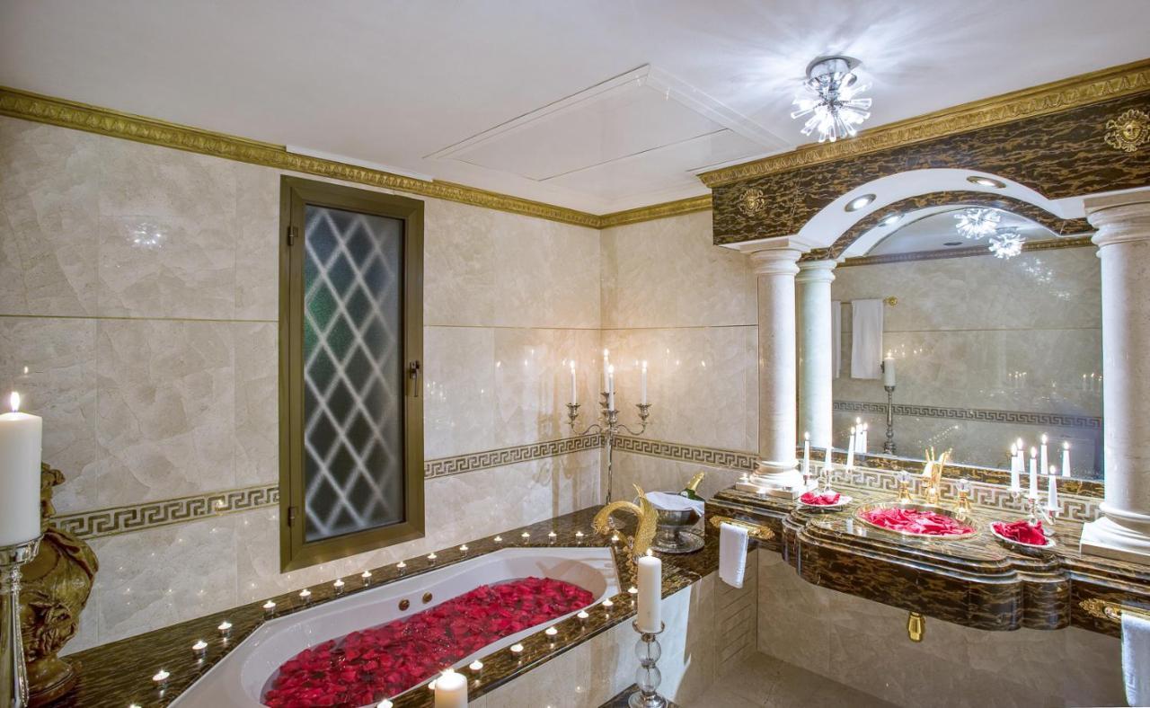 Royal Roman Empire Marbella Exterior photo
